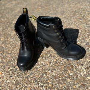 Dr. Martens | Averil Leather Heeled Ankle Boots